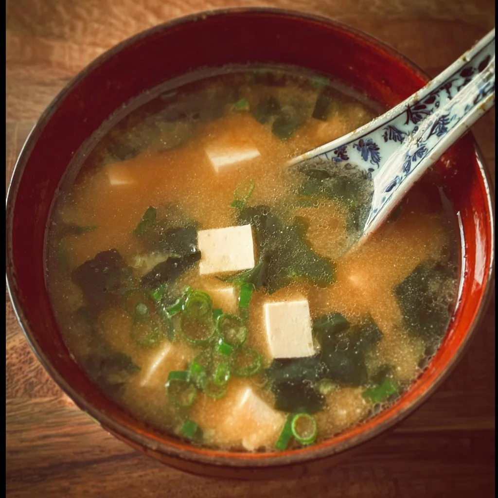 Bowl of easy gluten-free miso soup garnished with green onions